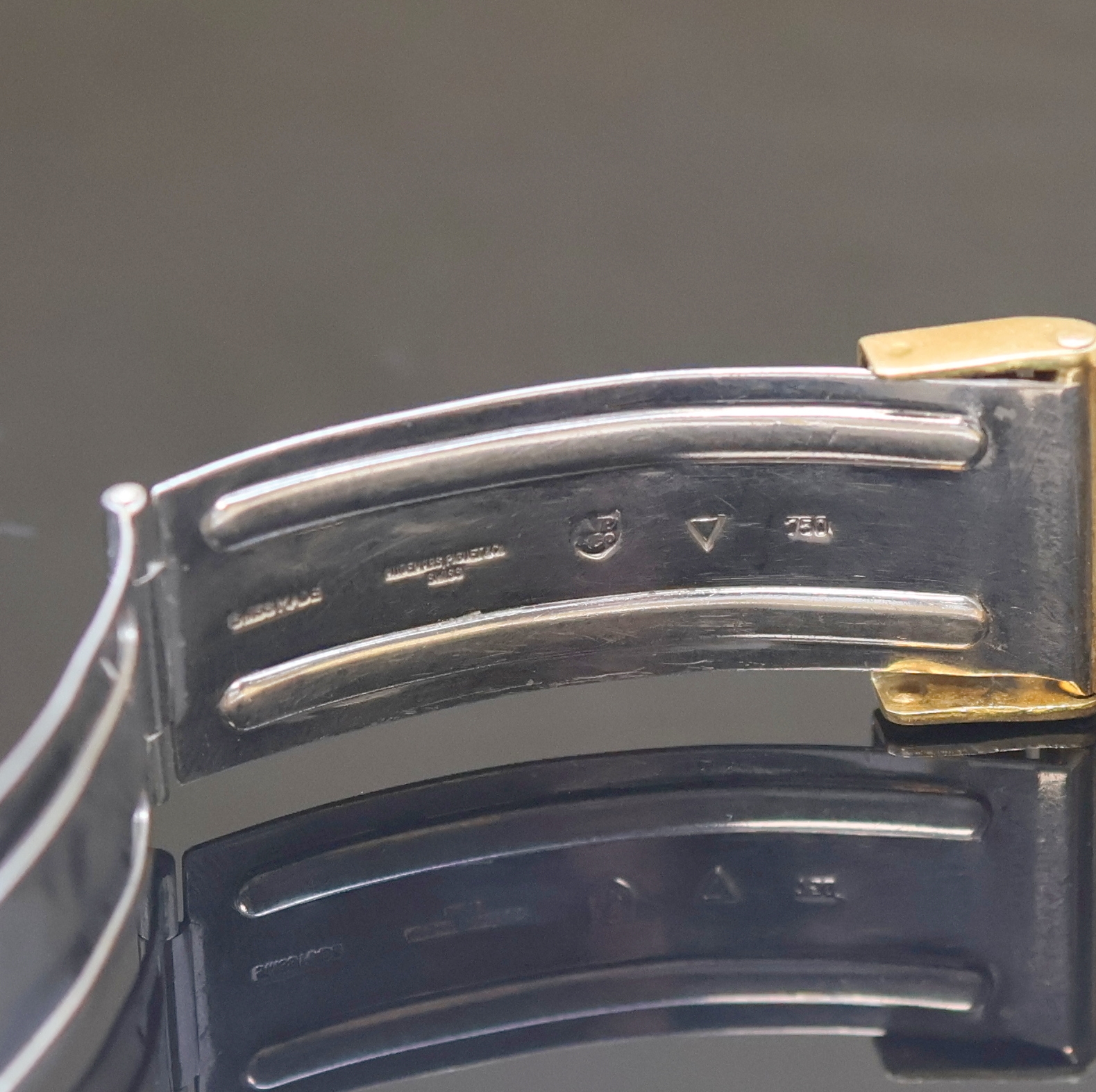 Detail d: AUDEMARS PIGUET Royal Oak seltene Armbanduhr in GG 750/000 Referenz 56049, Schweiz 1980er Jahre, C-Serie, massives Geh. inkl. Gliederband m. ...