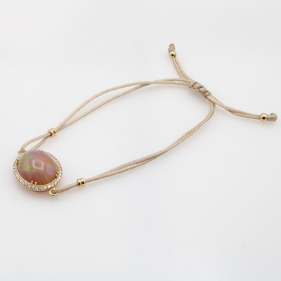 26969836a - Stoffarmband mit Opal und Brillanten, RG 750/000, 2-rhg., beiges Stoffband, ovaler ...