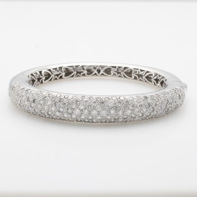 Image 26969853 - Armreif mit Brillanten, WG 750/000, abgerundete Form, 199 Brill. zus. ca. 6.93 ct feines ...