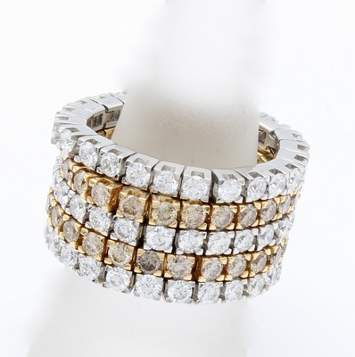26969856a - 5-reihiger Kettenring mit Brillanten, WG 750/000, 63 Brill. zus. ca. 3.35 ct feines ...