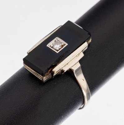 Image 26969861 - 14 kt Gold Onyx-Brillant-Ring, 1930er Jahre, WG 585/000, längliche Onyxplatte, ...