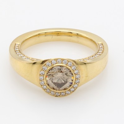 Image 26969890 - Ring mit Brillanten, RG 750/000, 1 Brill. mittig gef. ca. 1.00 ct champagner/si umgeben ...