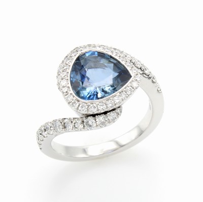 Image 26969891 - Ring mit Aquamarin und Brillanten, WG 750/ 000, Aquamarin von sehr guter Farbe ca. 2.23 ...