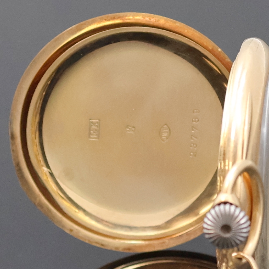Detail e: IWC offene Herrentaschenuhr in Roségold 585/000 an Kette in GG 333/000, Schweiz um 1898, glattes Geh. dell., sign. Goldcuvette, gold. guill. ...