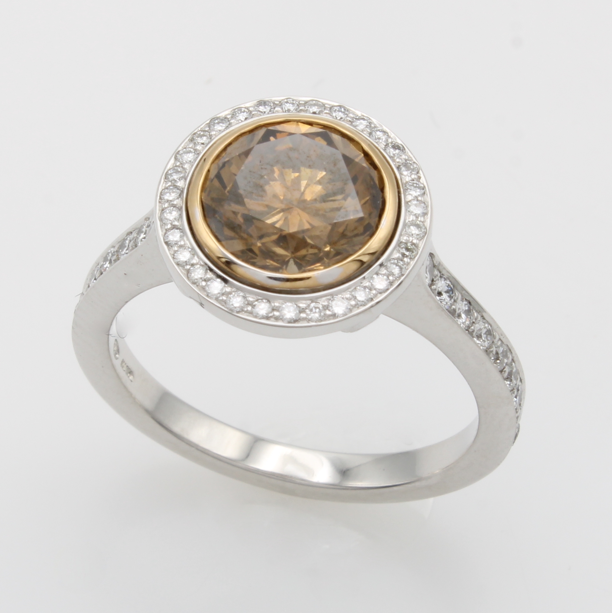 Image 26969959 - Ring mit Brillanten, WG 750/000, 1 Brill. in RG-Fassung ca. 2.12 ct orange-brown/si, 52 ...