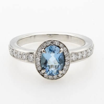 Image 26969928 - Ring mit Aquamarin und Brillanten, Platin 950, Aquamarin ca. 0.75 ct von guter Farbe, 33 ...