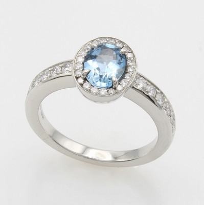 26969928a - Ring mit Aquamarin und Brillanten, Platin 950, Aquamarin ca. 0.75 ct von guter Farbe, 33 ...