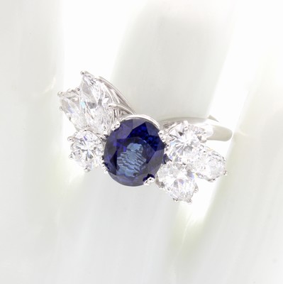 Image 26969944 - Ring mit Saphir, Diamanten und Brillanten, Platin 950/000, Saphir ca. 2.65 ct, 2 Brill. ...