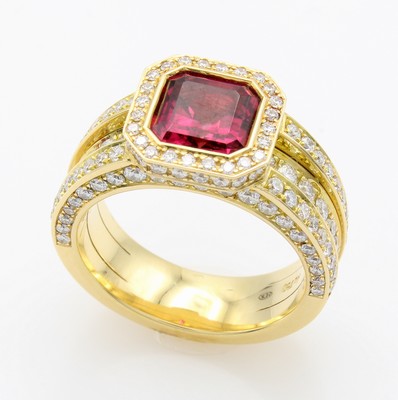 26969951a - Massiver Ring mit Turmalin und Brillanten, GG 750/000, roter Turmalin von sehr guter ...