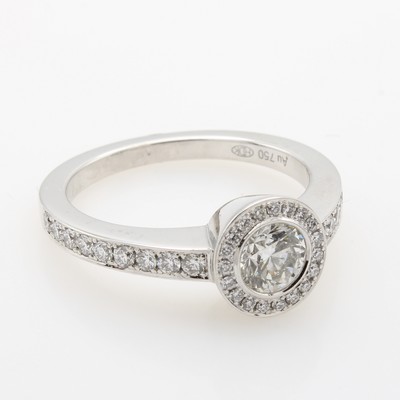 26969960b - Ring mit Brillanten, WG 750/000, mittig gef. Brill. ca. 0.53 ct Weiß/si, 36 ...