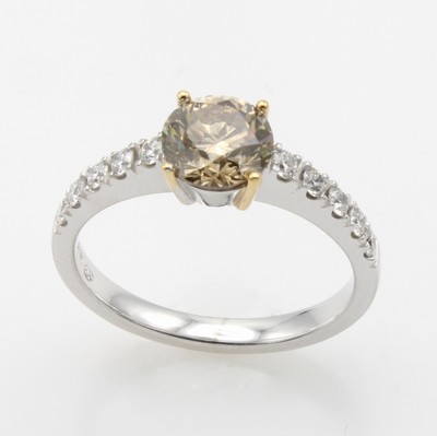 Image 26969974 - Ring mit Brillanten, WG/RG 750/000, 1 Brill.ca. 1.22 ct orange-brown/si, Besatzbrill. ...