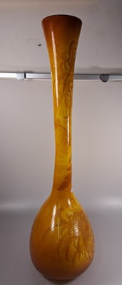 26970005f - Große Langhalsvase, Emile Gallé, um 1900, farbloses Glas, innen ...