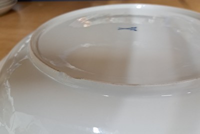 26970155s - Serviceteile, Meissen, ausgehendes 19.Jh., Neubrandenstein-Relief, Frucht- und ...