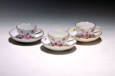 Image 9 Mokkatassen mit UT, Meissen, um 1900, Form Neuer Ausschnitt, Blumenmalerei alte Manier ...