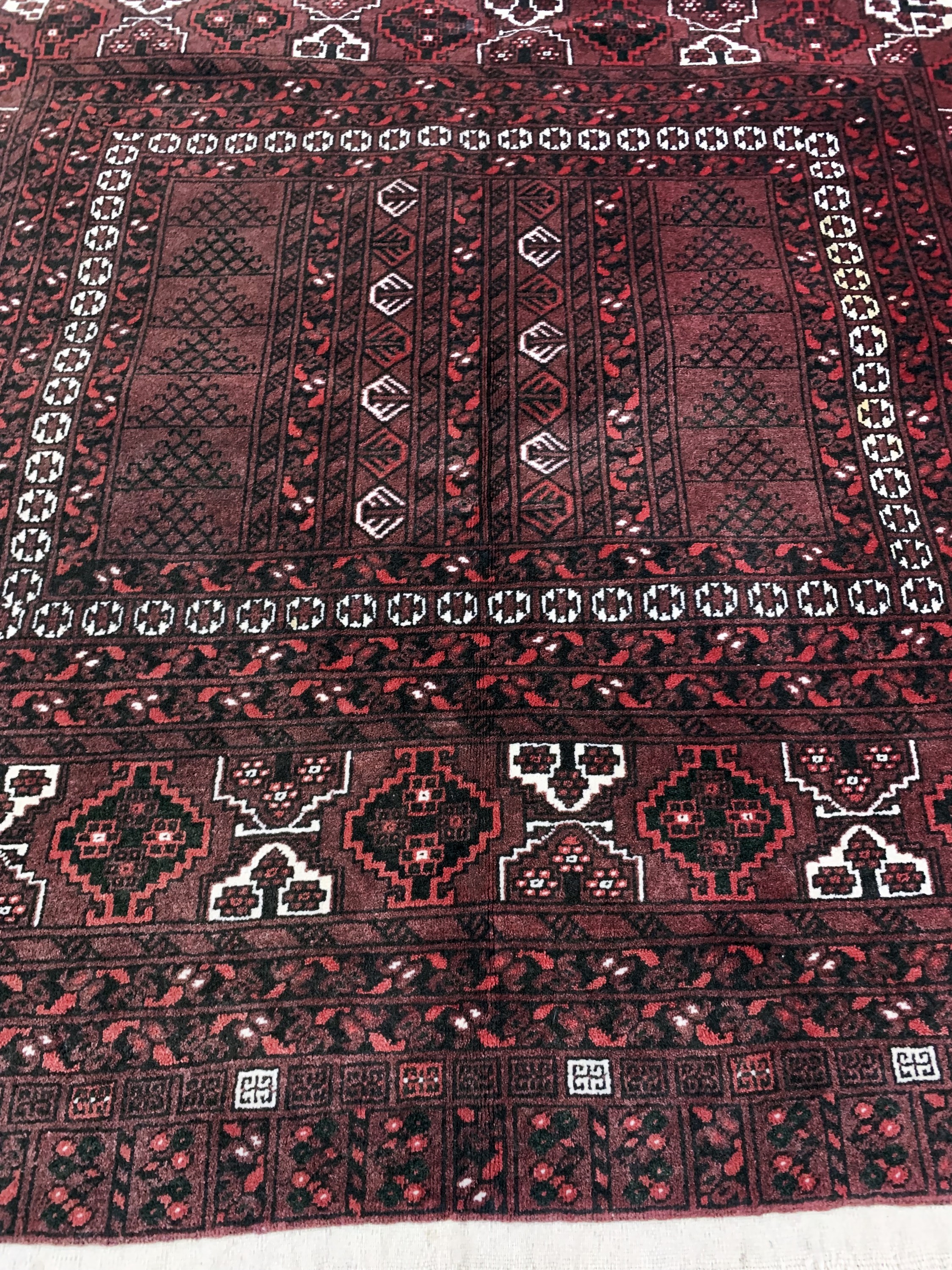 Detail c: Ersari, Afghanistan, Ende 20.Jhd., Wolle auf Baumwolle, ca. 250 x 167 cm, EHZ: 2 (verblasst).