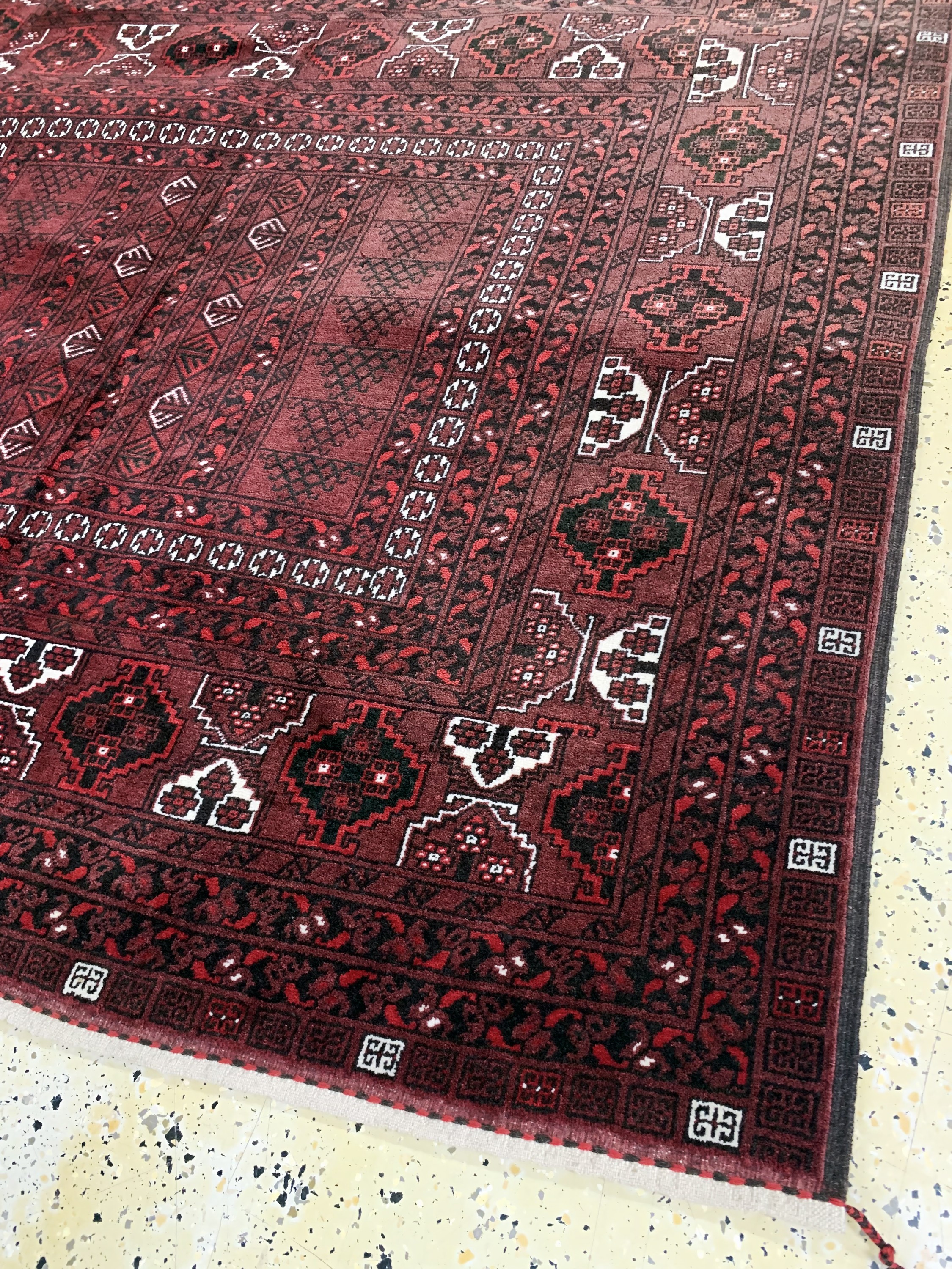 Detail d: Ersari, Afghanistan, Ende 20.Jhd., Wolle auf Baumwolle, ca. 250 x 167 cm, EHZ: 2 (verblasst).