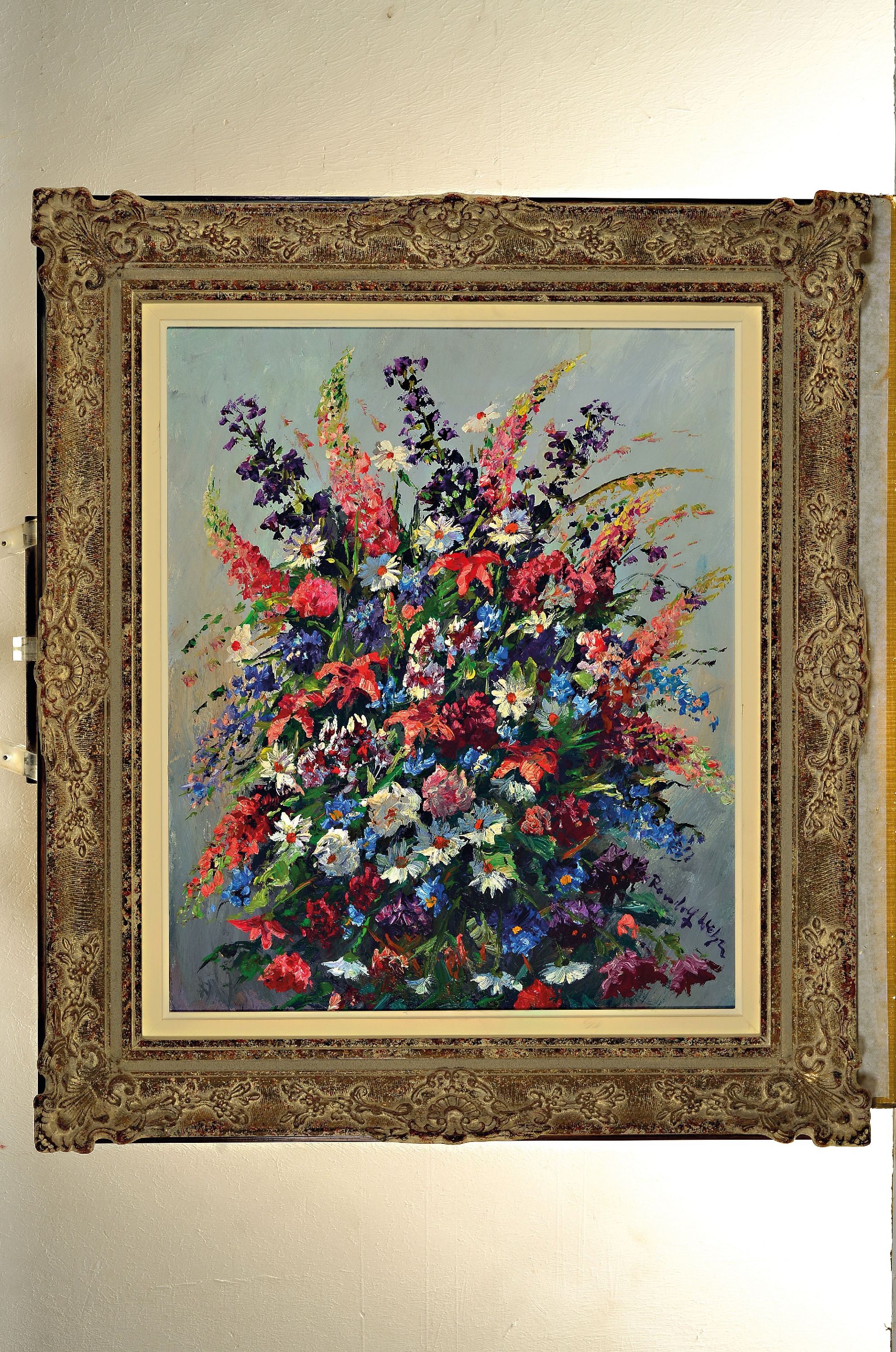 Detail k: Randolf Wehn, 1911-1990 München, Üppiges Blumenstillleben, Öl/Lwd, rechts unten signiert, ca. 60x50cm, R. ca. 81x71cm