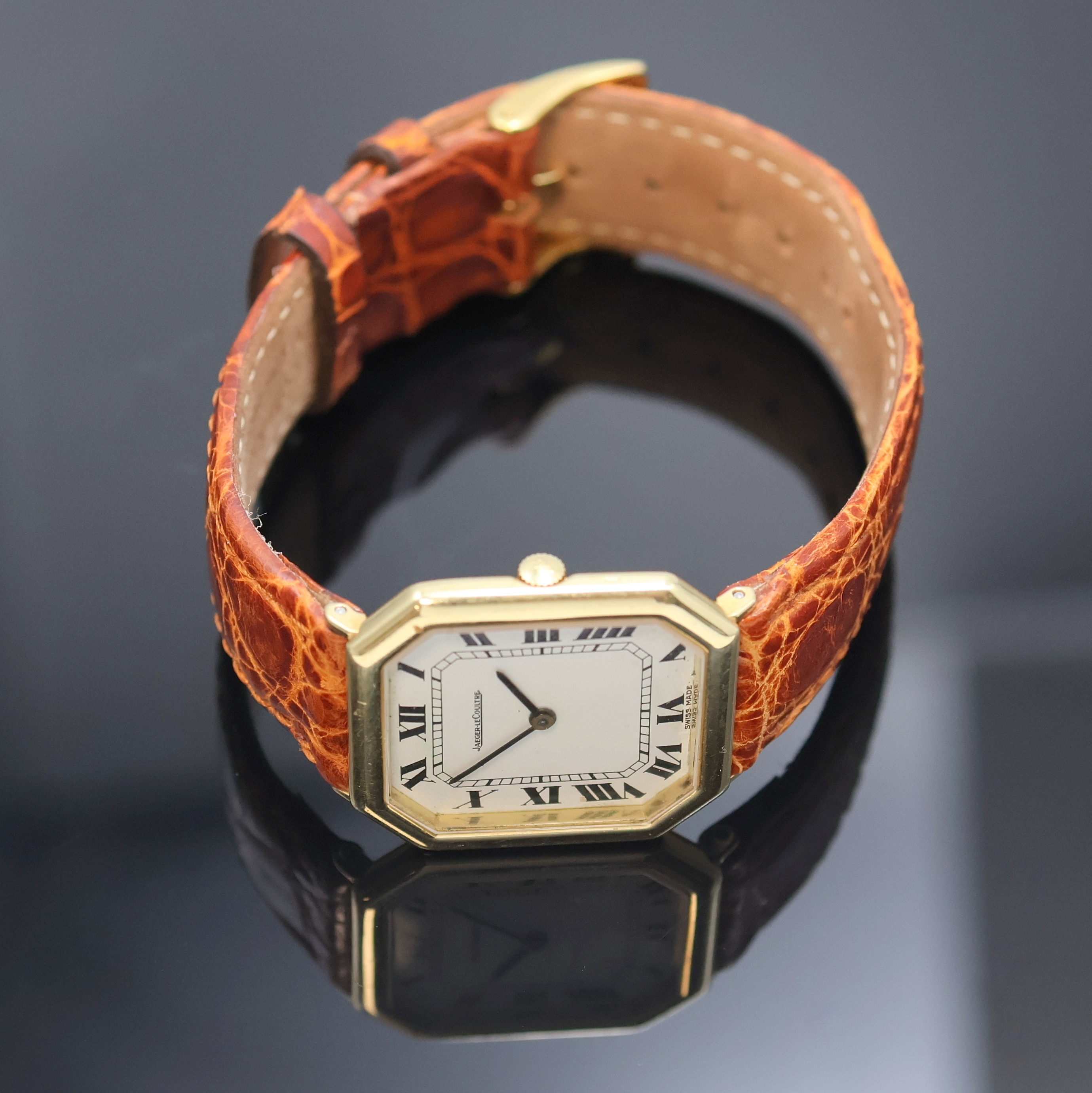 Detail c: Jaeger-LeCoultre 8-eckige Armbanduhr in GG 750/000 Referenz 9101, Schweiz um 1980, Handaufzug, 2-teil. Geh., Boden aufgedr., orig. Krone, weißes ...