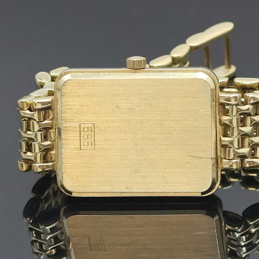 Detail e: JEAN MARCEL / CITO 2 rechteckige Damenarmbanduhren in GG 585/000, Schweiz um 1990, quarz, 2-teil. Geh., Böden aufgedr., 1) m. GG 585/000 Band, gold. ...