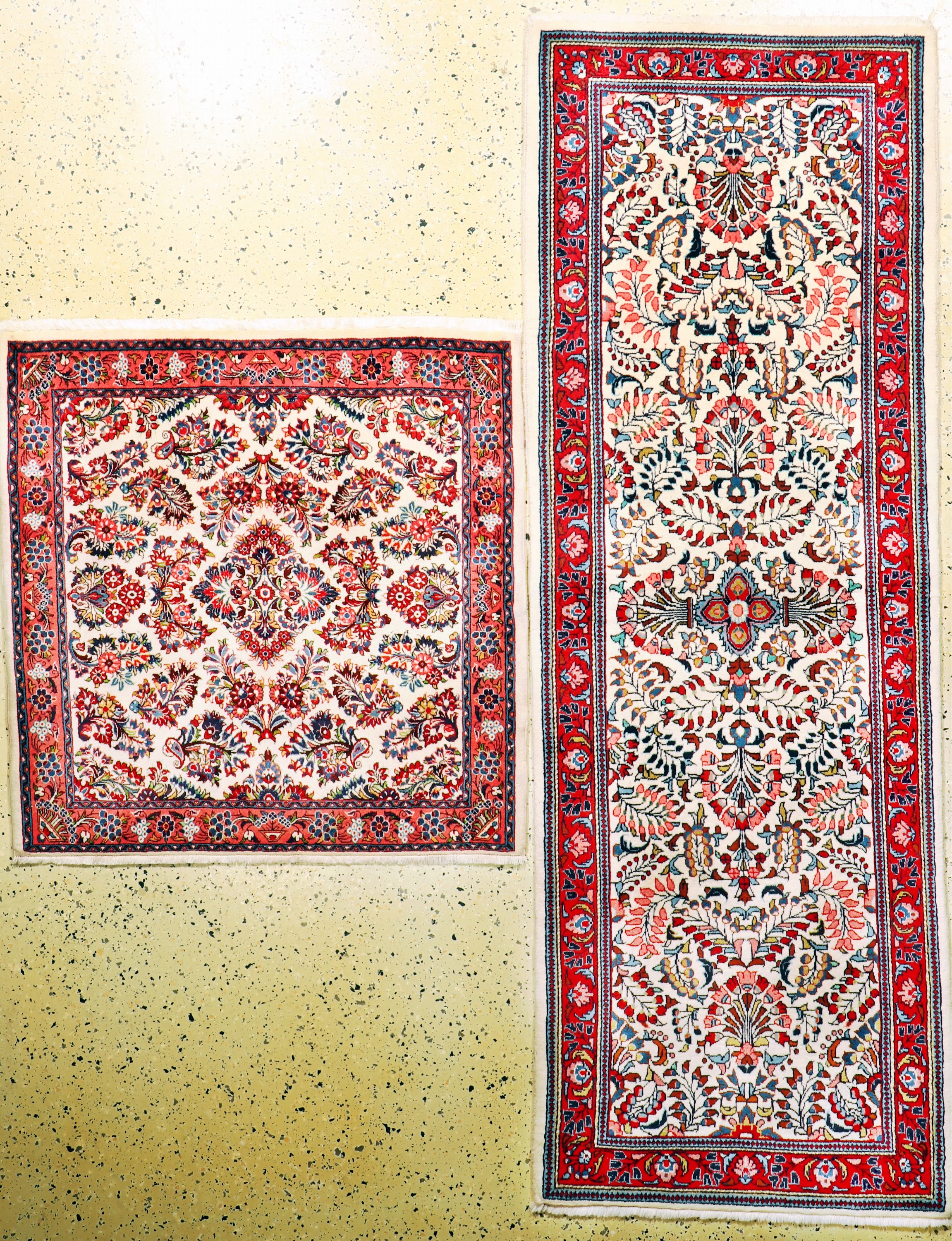 2 Lots Sarogh,Persien, Ende 20.Jhd, Wolle auf Baumwolle, ca. 240 x 83 cm & ca. 104 x 104 cm, EHZ: 1-2