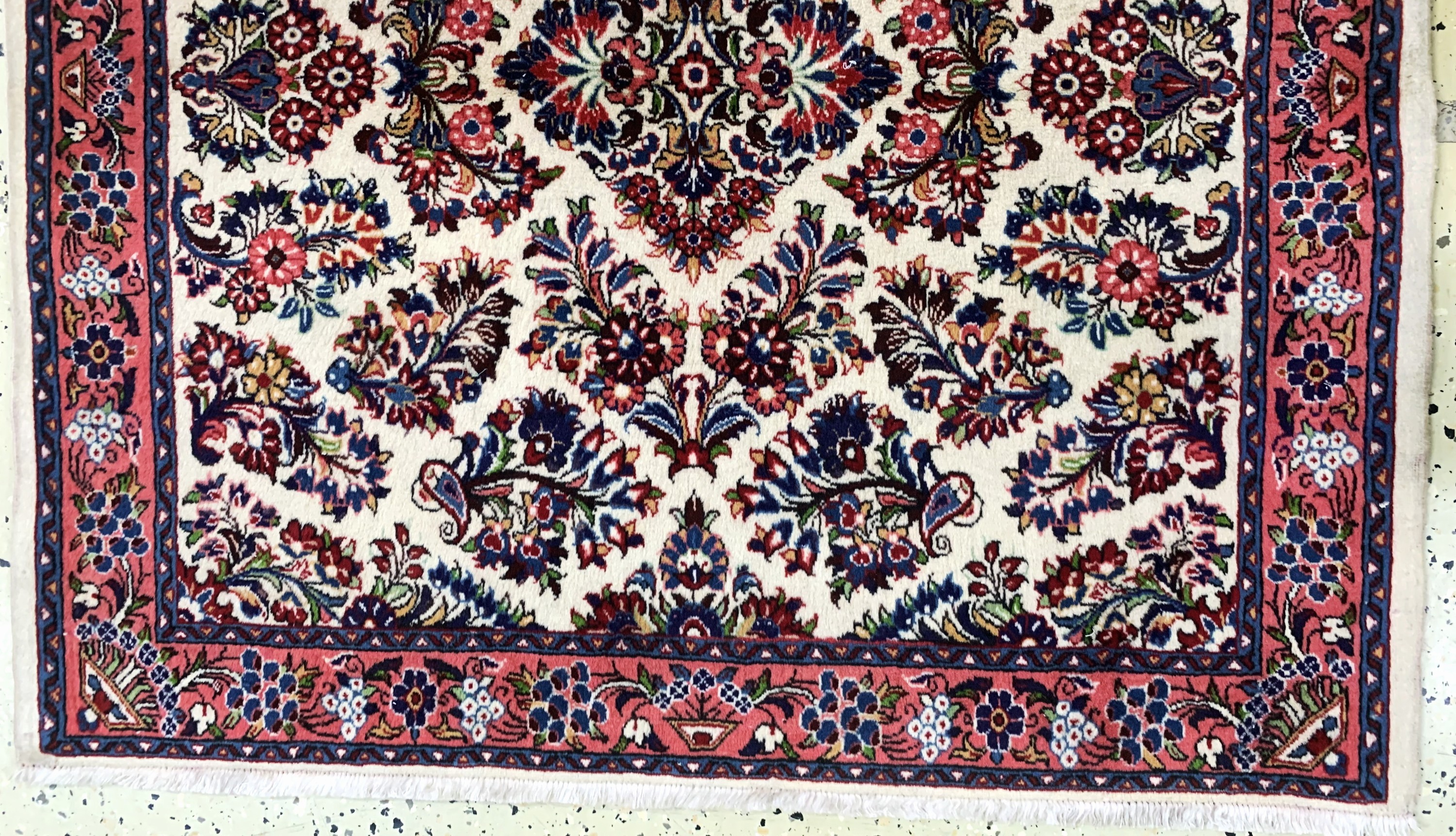 Detail b: 2 Lots Sarogh,Persien, Ende 20.Jhd, Wolle auf Baumwolle, ca. 240 x 83 cm & ca. 104 x 104 cm, EHZ: 1-2
