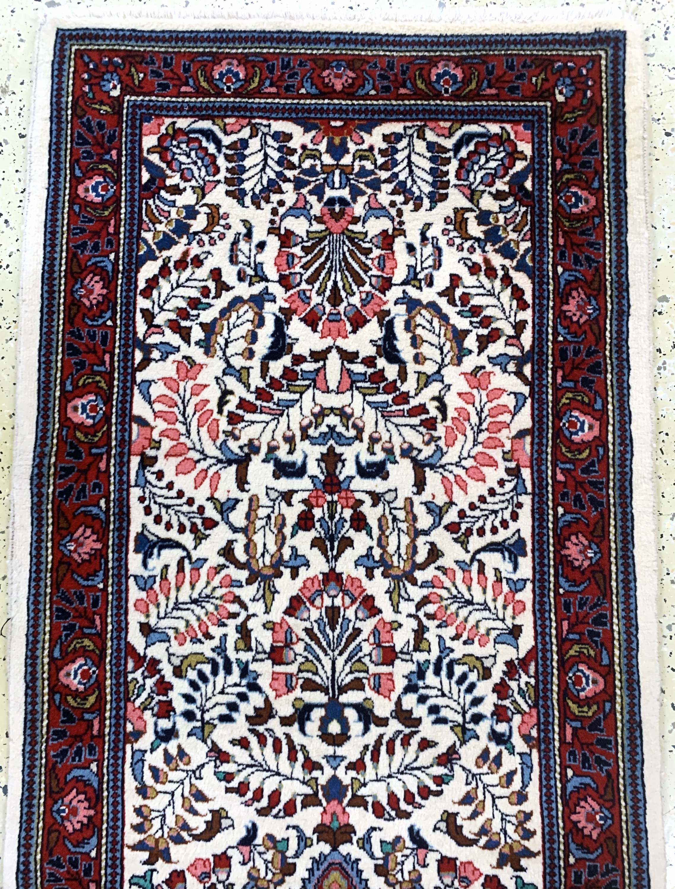 Detail d: 2 Lots Sarogh,Persien, Ende 20.Jhd, Wolle auf Baumwolle, ca. 240 x 83 cm & ca. 104 x 104 cm, EHZ: 1-2