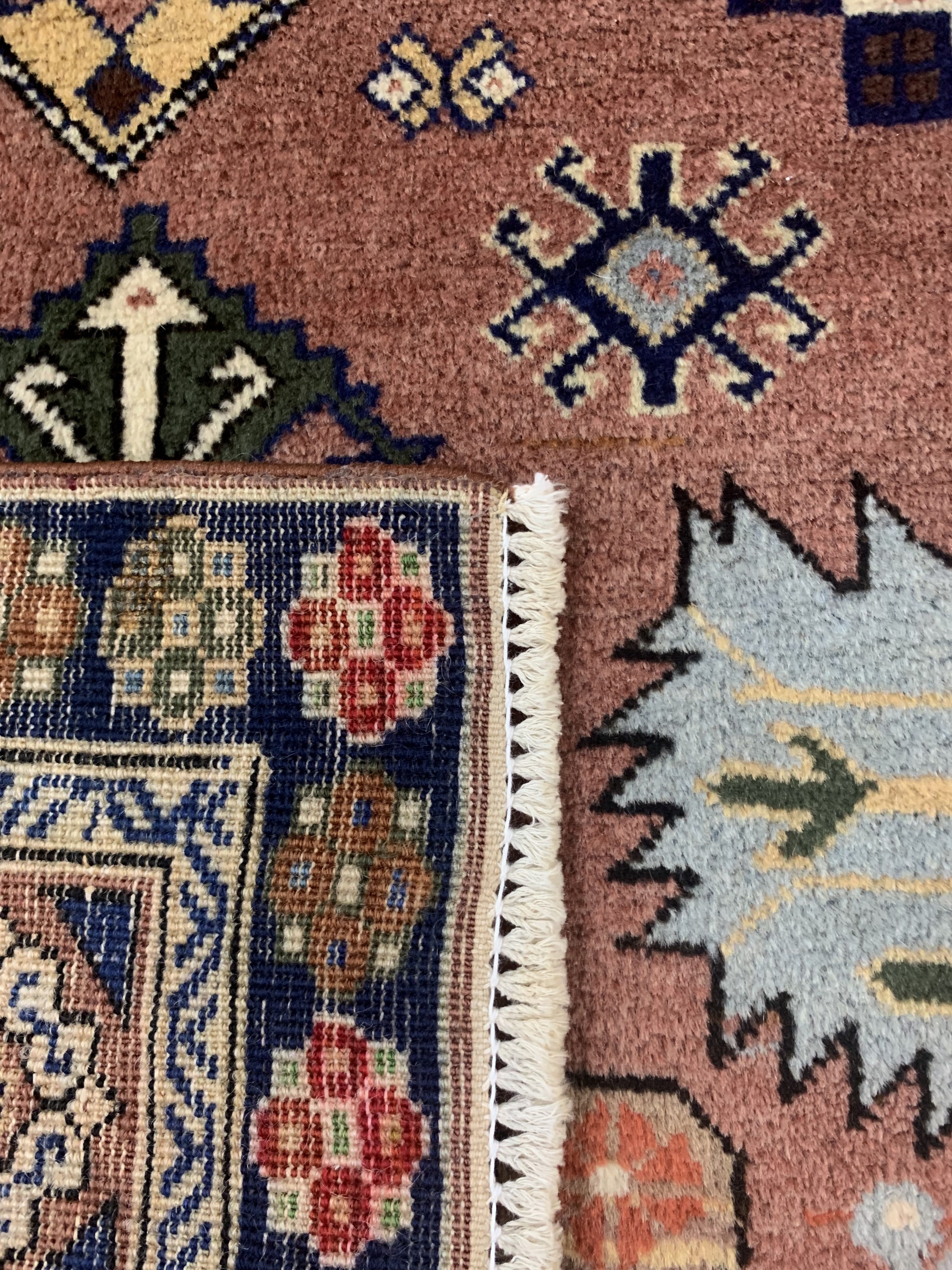 Detail e: Eriwan, Rußland, Mitte 20.Jhd, Wolle auf Baumwolle, ca. 180 x 130 cm, EHZ: 2