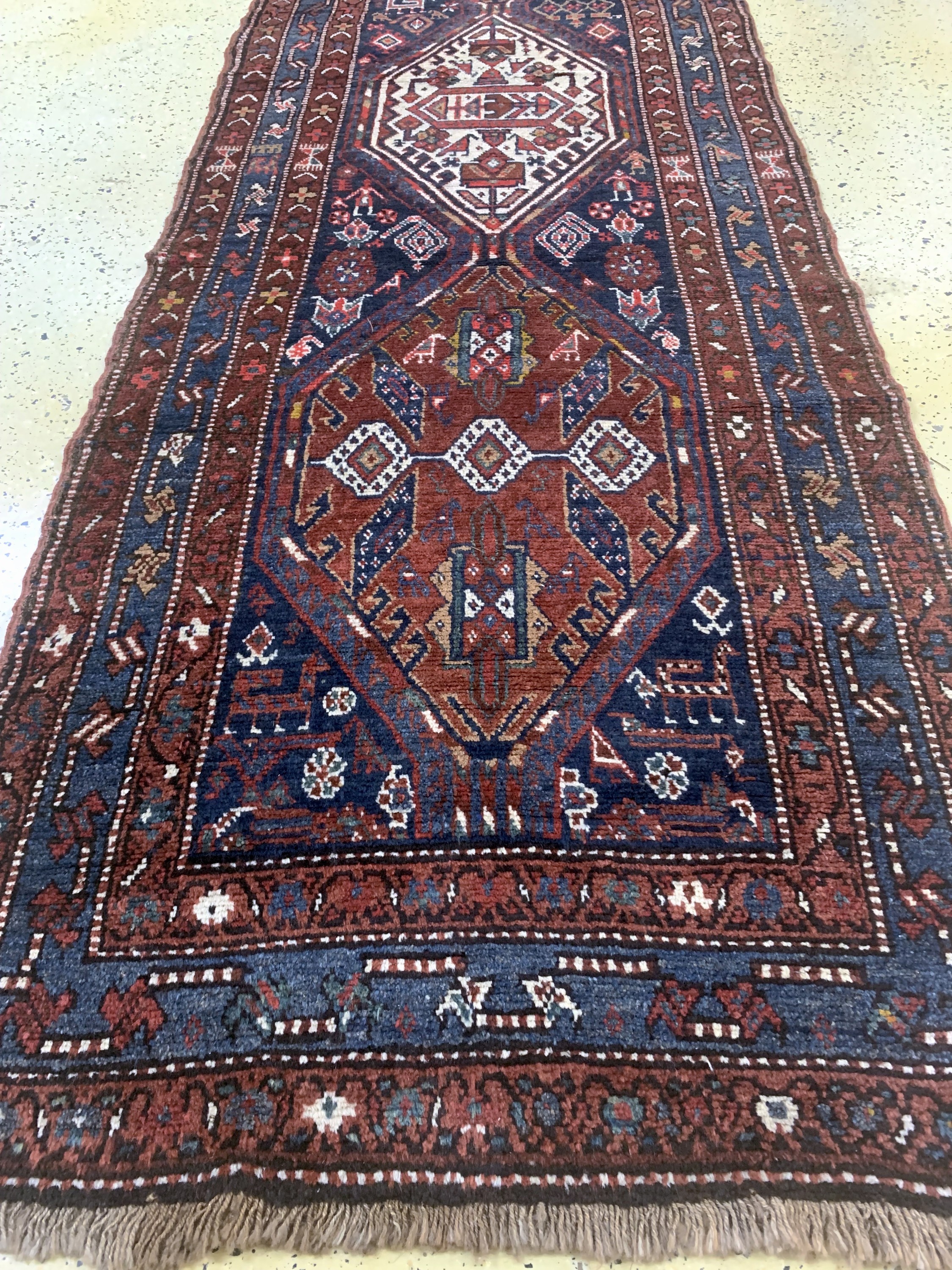Detail e: Kurdischer"Dorfteppich", Türkei, datiert 1360(1940), Wolle auf Wolle, ca. 400 x 106 cm,EHZ: 2