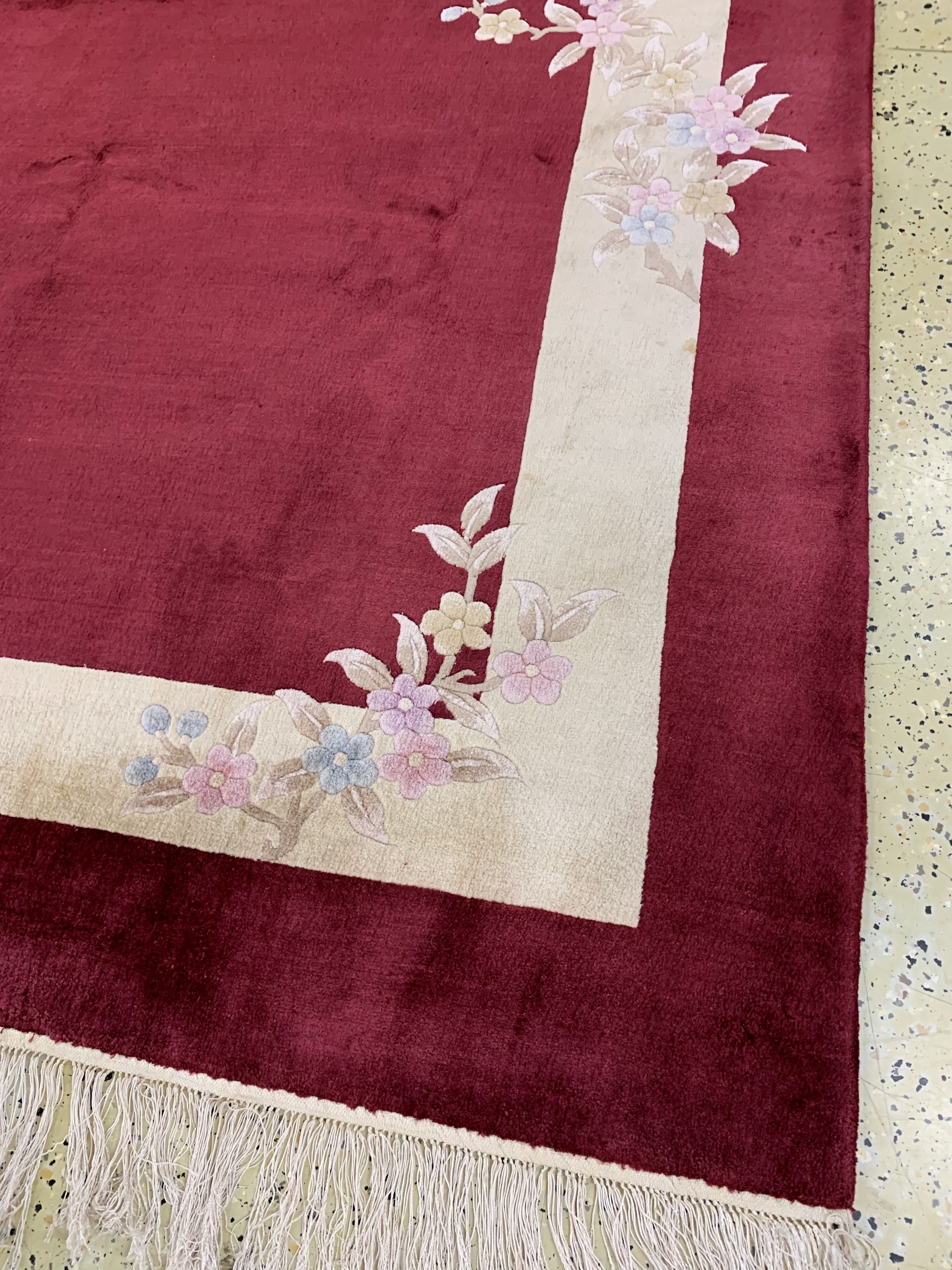 Detail d: Seidenteppich, China, Ende 20.Jhd, reine Naturseide, ca. 280 x 185 cm, EHZ: 1-2