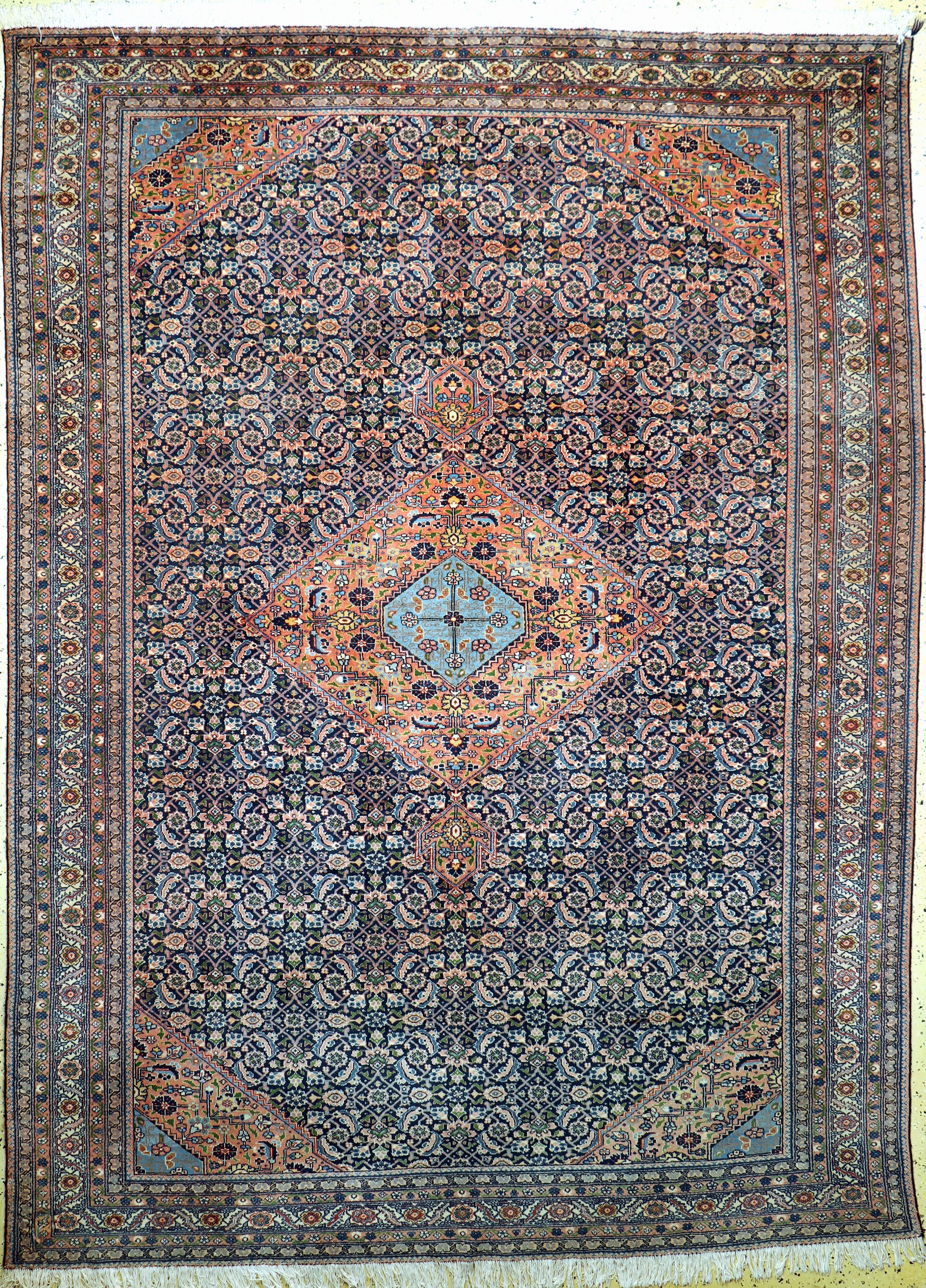 Ardebil antik, Persien, um 1900, Wolle auf Baumwolle, ca. 332 x 243 cm, EHZ: 3, (Fransen erneuert)