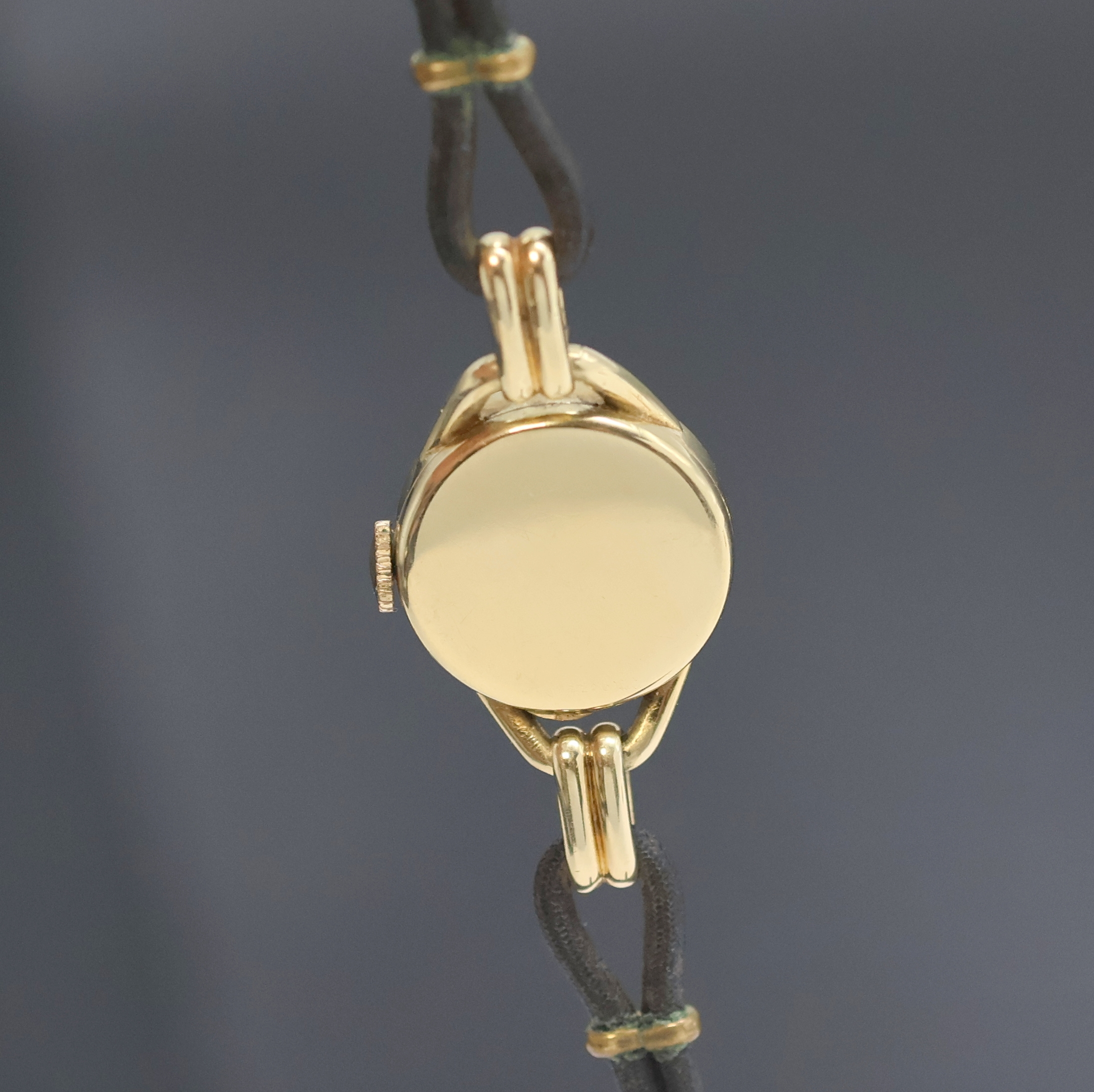 Detail g: 3 Uhren: ETERNA, ESZEHA, Damensavonette in Gold 585/000, Schweiz um 1900 bis 1940, Handaufzug, 1) ETERNA, Scharniergeh. m. aufgedr. Lünette, gold. ...