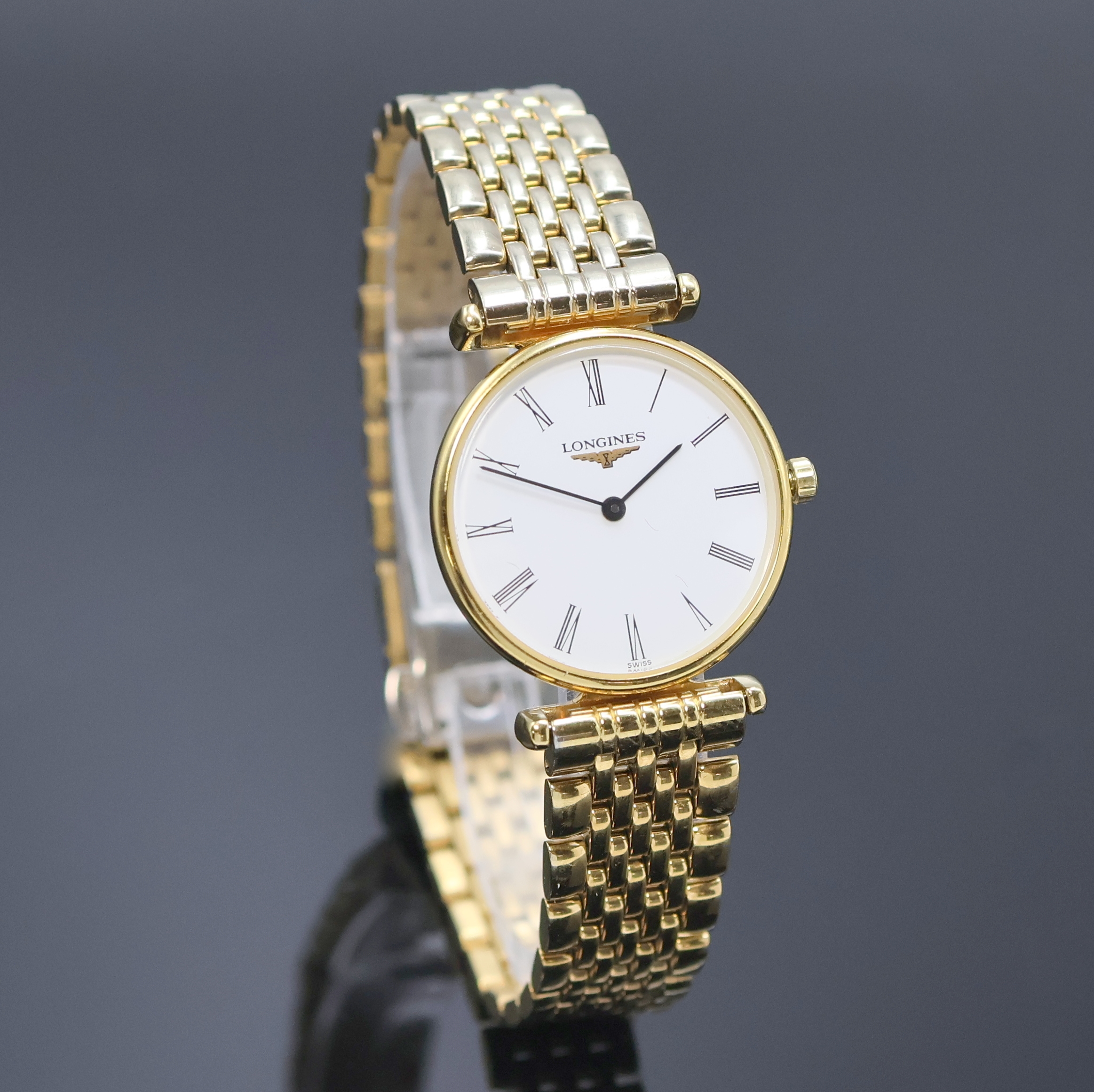 Detail b: LONGINES La Grande Classique vergoldete Damenarmbanduhr Referenz L4 135 2, Schweiz um 1990, Quarz, 2-teil. Geh., Boden m. Signatur 6-fach verschr., ...