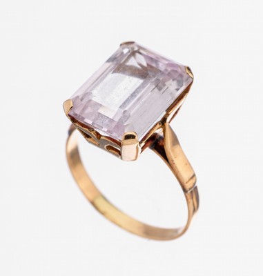 Image 26970950 - 14 kt Gold Kunzit-Ring, GG 585/000, Kunzit im Treppenschliff ca. 5.80 ct, RW 55, ca. ...