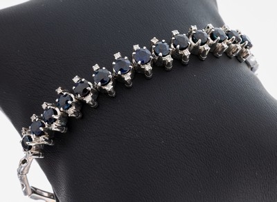 Image 26970975 - 8 kt Gold Saphir-Diamant-Armband, WG 333/000 gepr., Mittelteil mit 14 rundfacett. ...