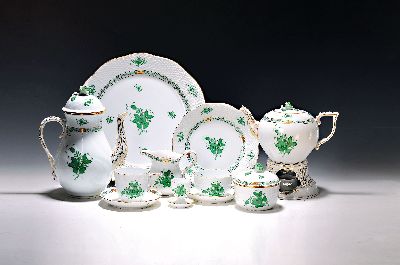 Image 26972128 - Umfangreiches Kaffee- und Teeservice, Herend, Apponyi in Grün, Teekanne mit ...