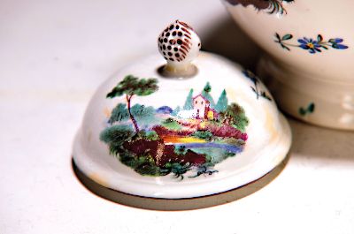 26972189a - Große Kaffeekanne, Frankenthal, 1779, CT-Marke, Porzellan, birnenförmiger ...