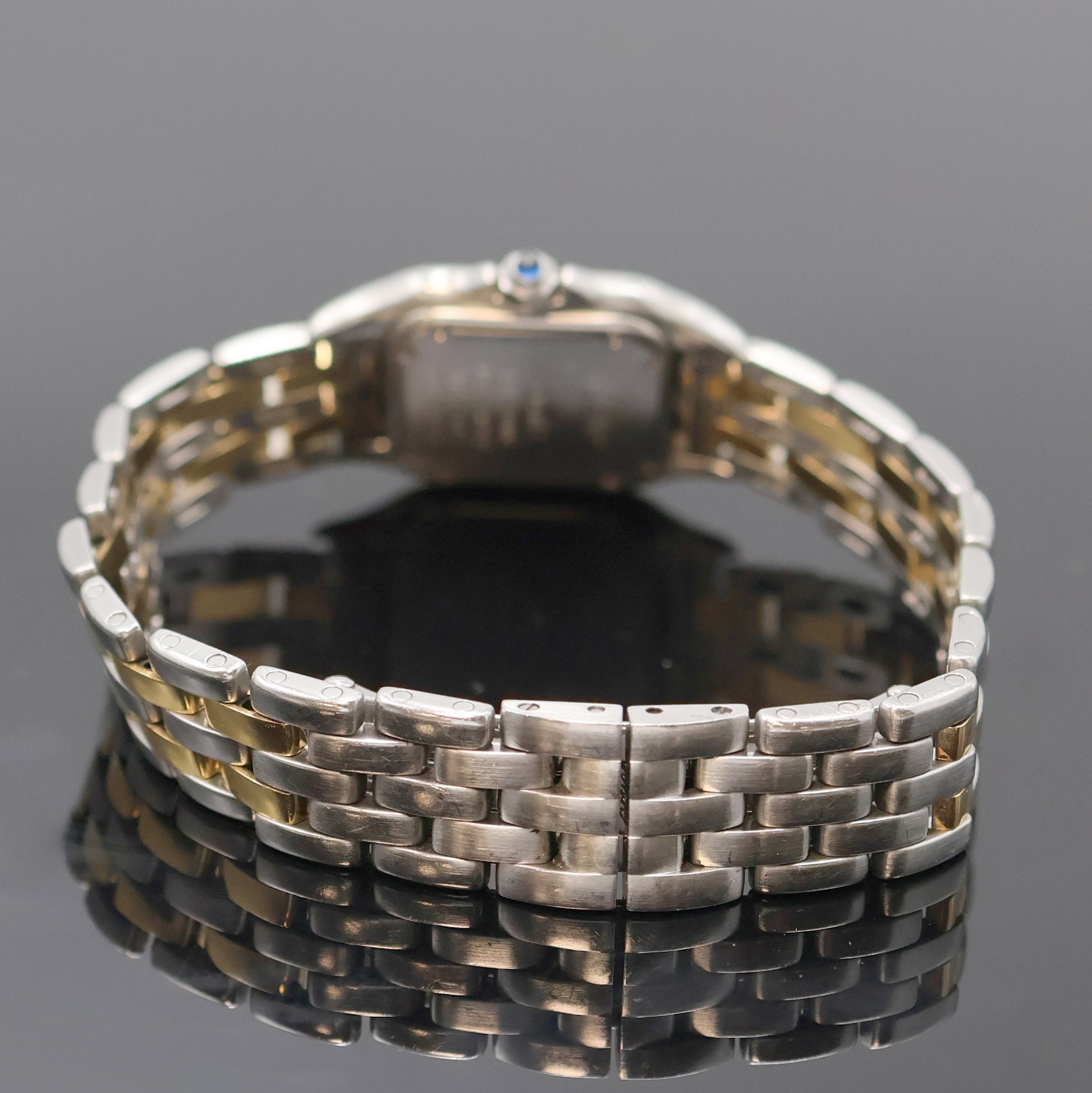 Detail b: CARTIER Panthere Damenarmbanduhr Referenz 1057917C, Schweiz um 1993, quarz, Boden 8- fach verschr., Schmuckkrone, Gliederband m. dopp. Faltschl., ...