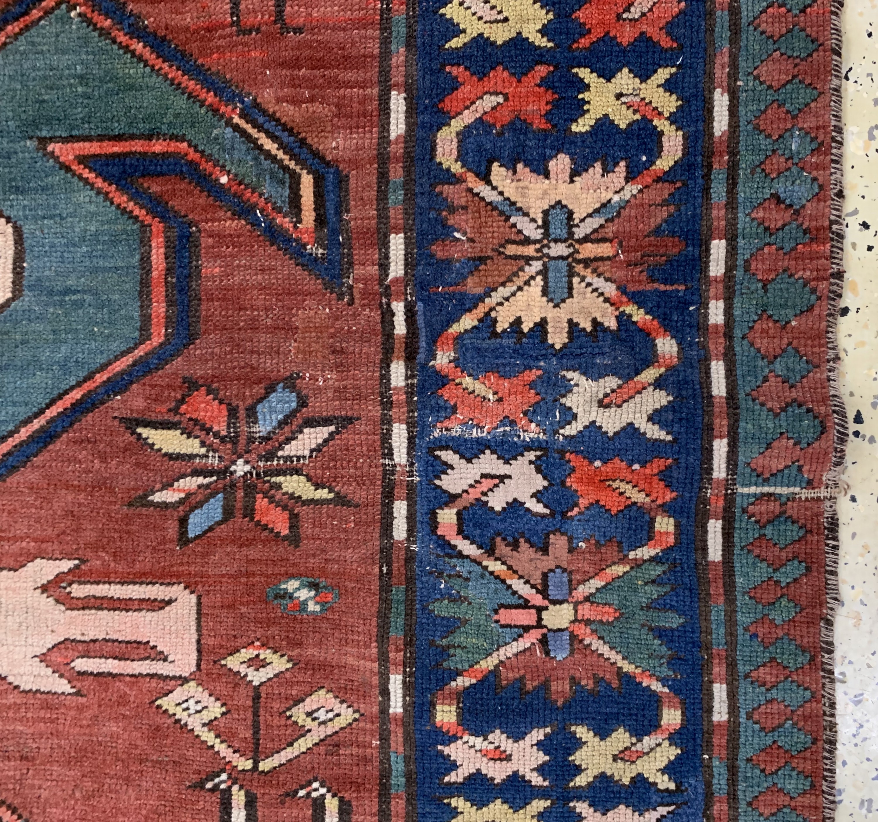 Detail c: Antiker Kazak, Kaukasus, Mitte 19.Jhd, Wolle auf Wolle, ca. 252 x 130 cm, EHZ: 3, (Restaurierungen)