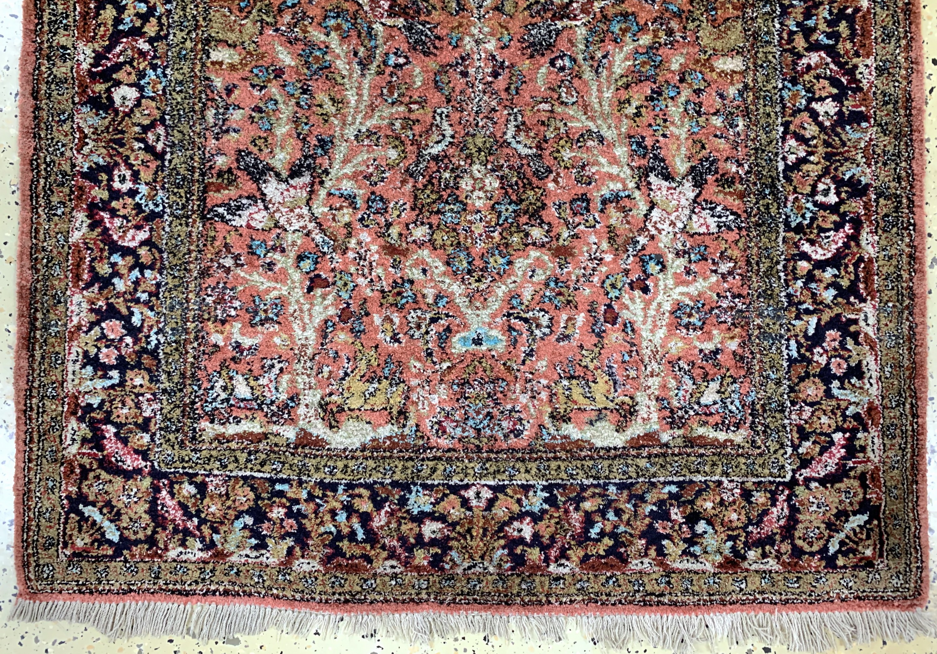Detail b: Ghom Seide, Persien, Mitte 20.Jhd, reine Naturseide, ca. 156 x 105 cm, EHZ: 2