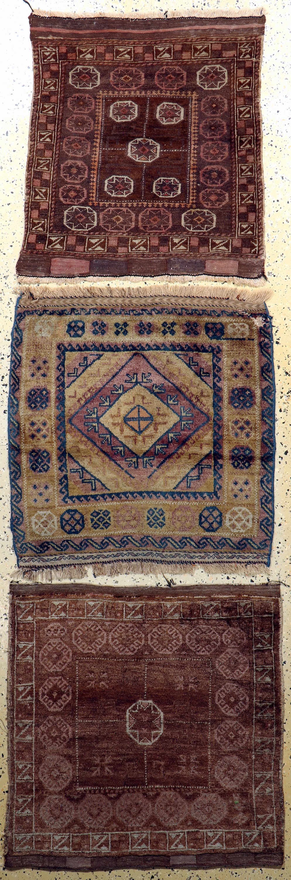 Konvolut aus 3 Taschenfronten, Belutschistan, Persien, um 1900, Wolle auf Wolle, ca. 80 x 80 cm, EHZ: 2-3