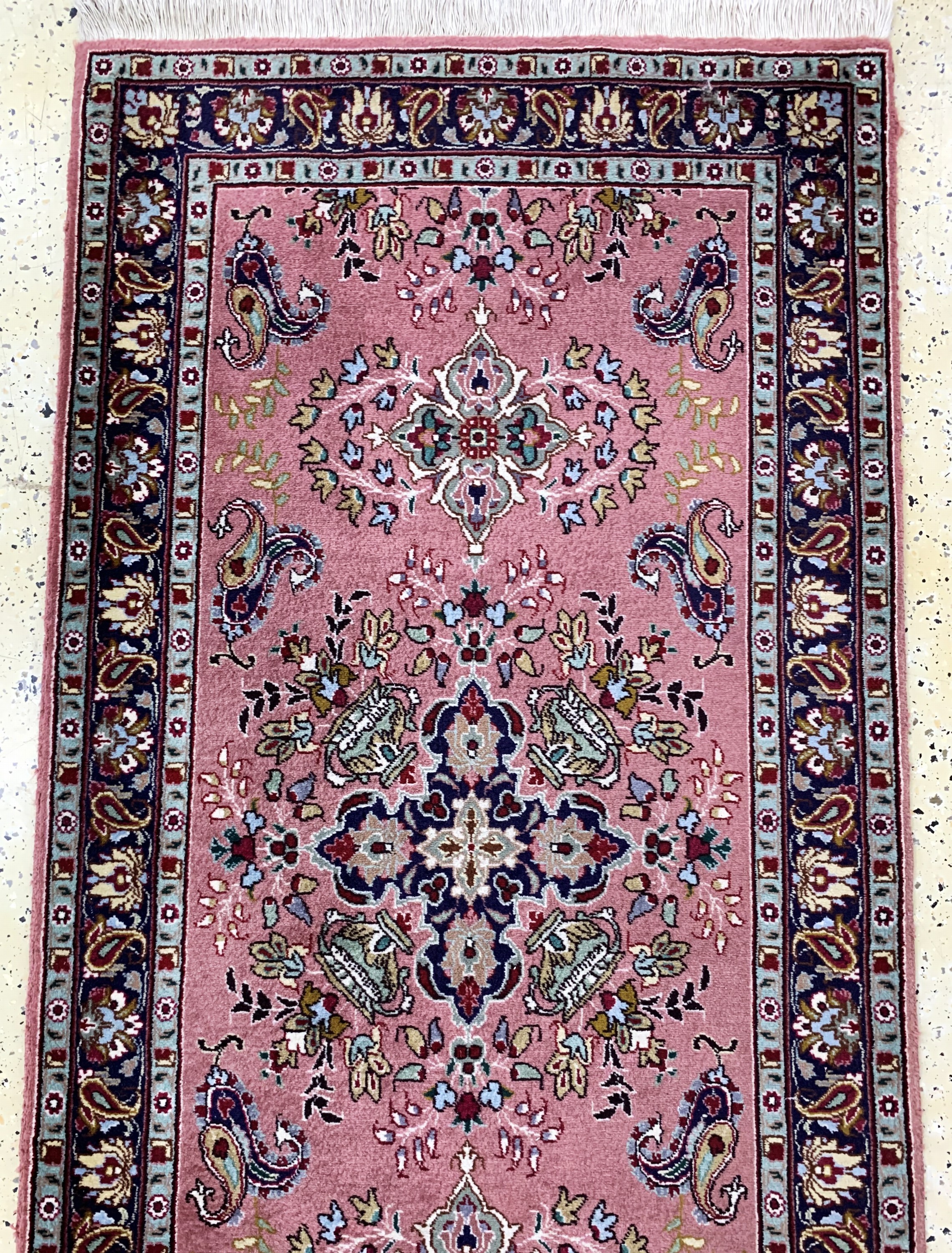 Detail a: Täbriz(40 Raj), Persien, Mitte 20.Jhd, Wolle auf Baumwolle, ca. 400 x 89 cm, EHZ: 2
