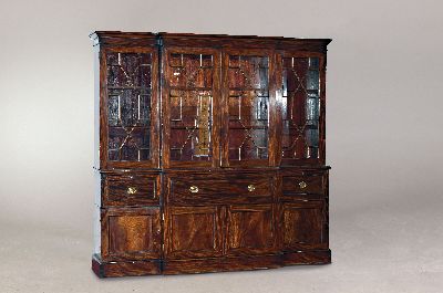 Image 26972416 - Großer Bücherschrank/ Breakfront Bookcase, England, 19.Jh., Mahagonifurnier, ...
