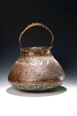 Image 26972450 - Großer Kupferkessel, wohl Persien, 19. Jh., nach oben verjüngend zulaufend, ...