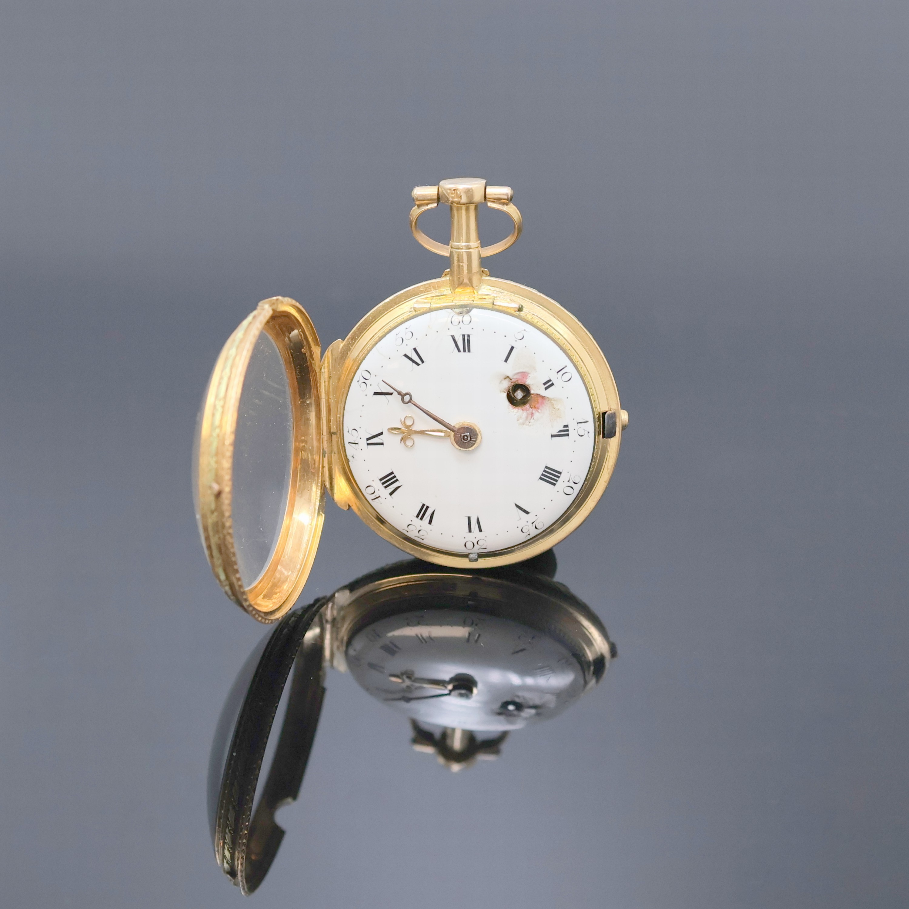 Detail a: LE ROY A PARIS Spindeltaschenuhr in 750/000 quatre couleurs Goldgehäuse, Frankreich um 1780, offenes Geh. m. großem Seitenscharnier, rückseitig ...