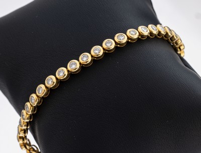 Image 26972625 - 18 kt Gold Brillant-Linienarmband, GG 750/000, 40 Brillanten zus. ca. 2.00 ct ...
