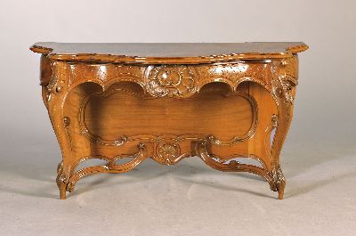 Image 26972641 - Wandkonsole, Mahagonifurnier, um 1900, mit aufwendigen Schnitzereien, ca.53 x 100 x 38 ...