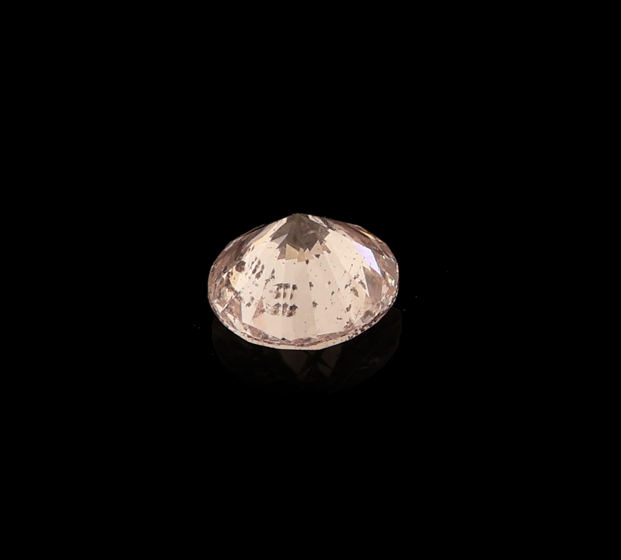 Detail b: Loser Brillant 0.44 ct very light Brown-Pink, IGI Colored Diamond Report 11/2018