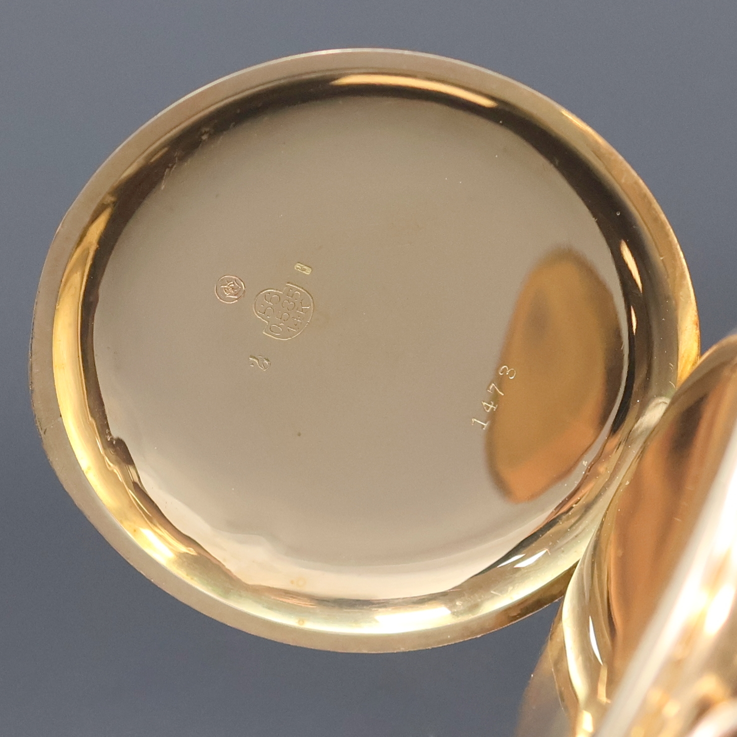 Detail e: BUREN Savonette Herrentaschenuhr in RG 585/000 an GG 333/000 Kette, Schweiz um 1920, glattes 3-Deckel Goldgeh. dell., gold. Metallzifferbl. m. arab. ...