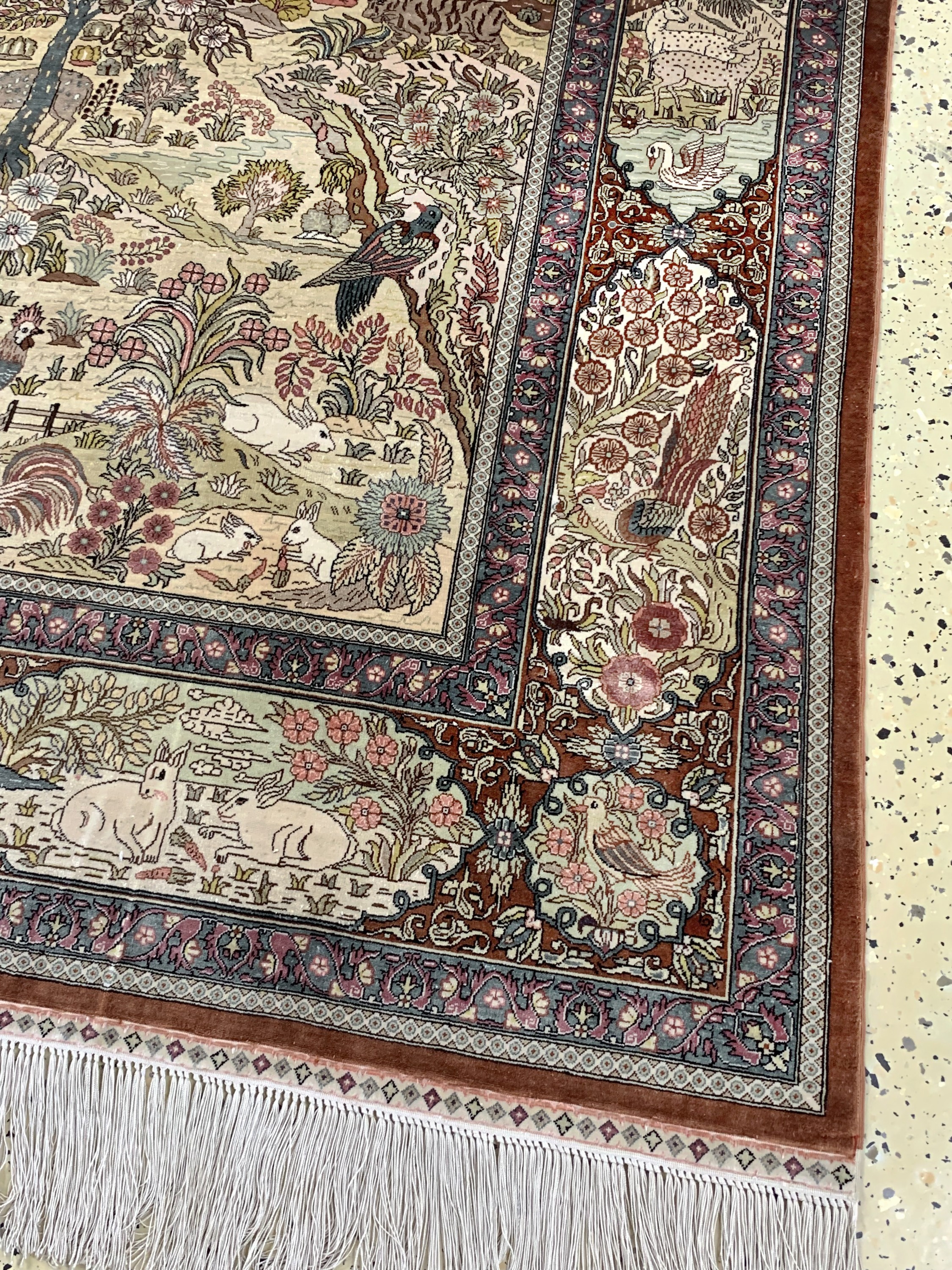 Detail a: Hereke Seide fein, China, Mitte 20.JHd, reine Naturseide, ca. 248 x 158 cm, ca. 1,0 Mio. Kn/qm, EHZ:1-2