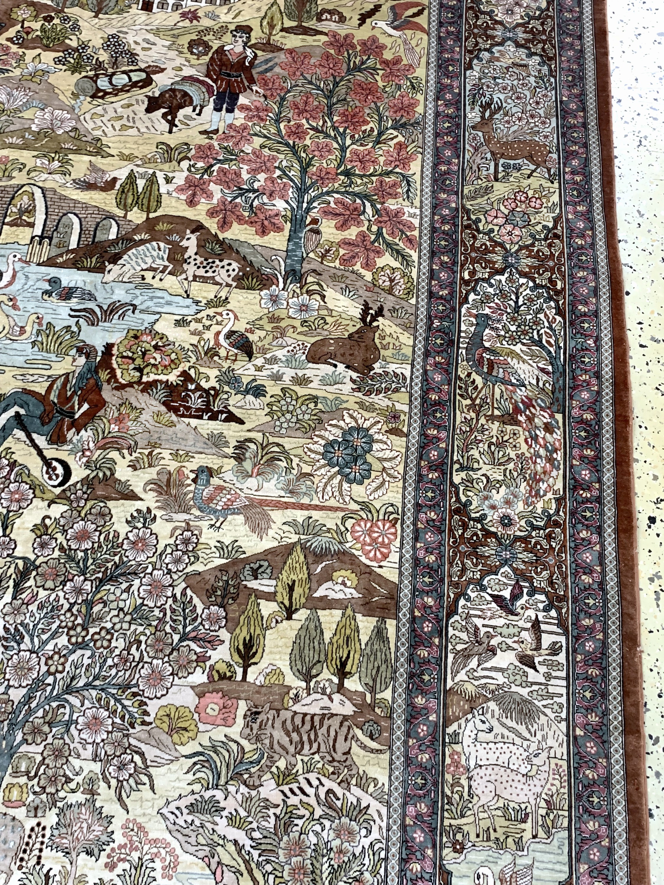 Detail d: Hereke Seide fein, China, Mitte 20.JHd, reine Naturseide, ca. 248 x 158 cm, ca. 1,0 Mio. Kn/qm, EHZ:1-2